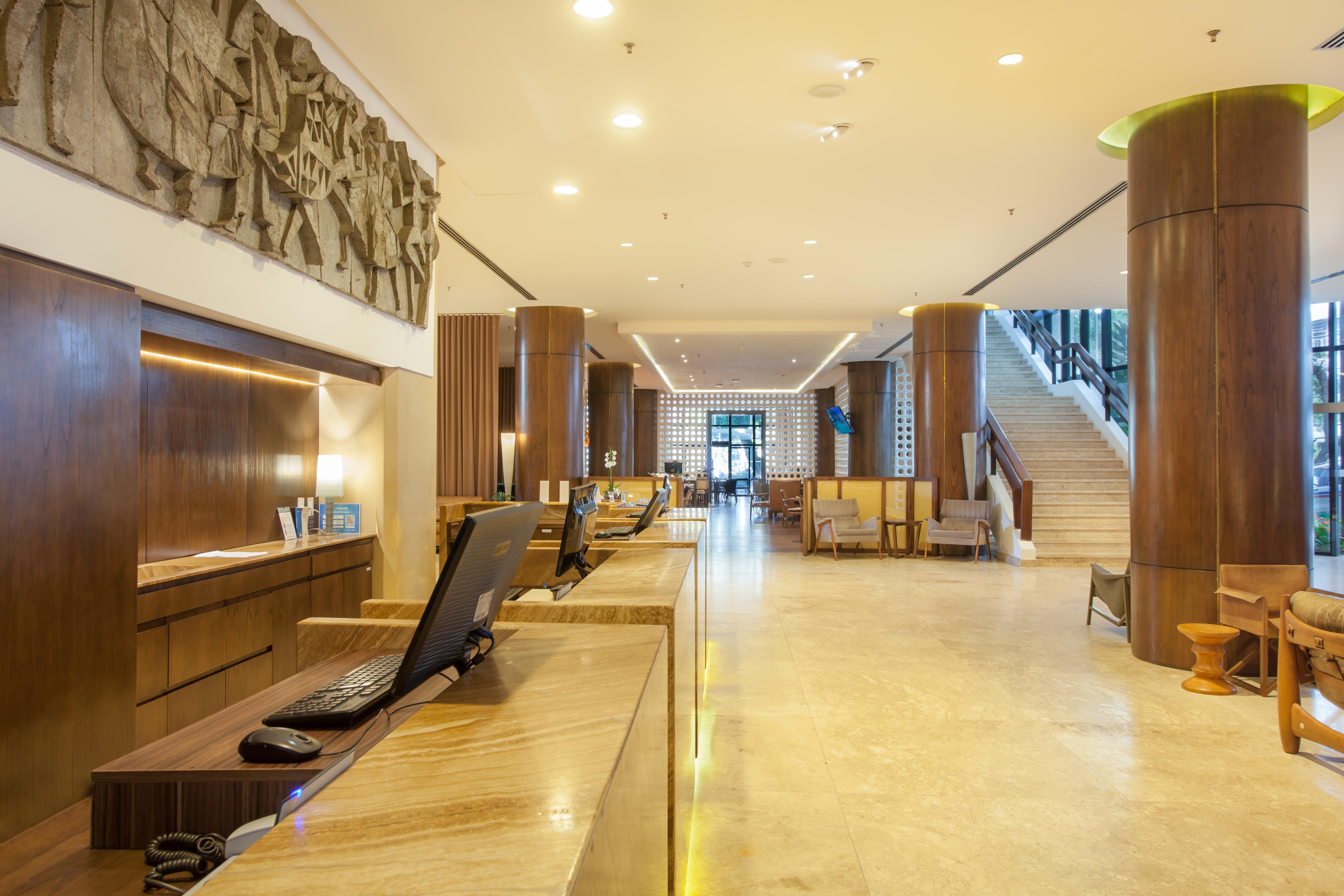 Wish Hotel Da Bahia Сальвадор Экстерьер фото The lobby of the hotel